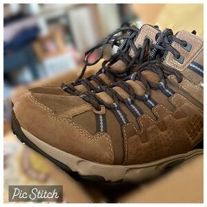 Columbia boots women’s